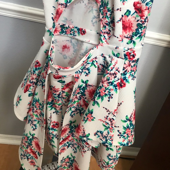 (SOLD) one pice short set - Picture 4 of 4